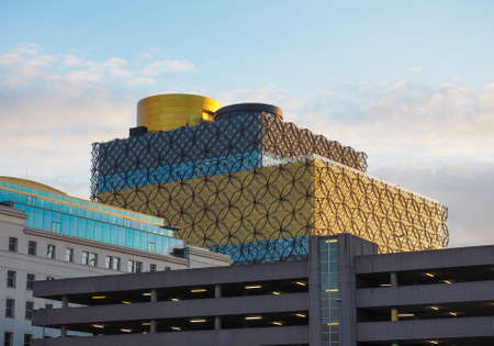 BIRMINGHAM, UK - SEPTEMBER 24, 2015: Library of Birmingham designed by Mecanoo architectsのeditorial素材