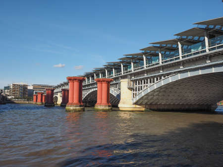 LONDON, UK - SEPTEMBER 28, 2015: Panoramic view of River Thamesのeditorial素材
