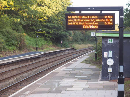 TANWORTH IN ARDEN, UK - SEPTEMBER 26, 2015: Wood End railway station on the Stratford upon Avon to Birmingham route known at the Shakespeare Lineのeditorial素材