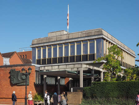 STRATFORD UPON AVON, UK - SEPTEMBER 26, 2015: Shakespeare centre at William Shakespeare birthplaceのeditorial素材