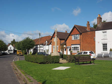 TANWORTH IN ARDEN, UK - SEPTEMBER 25, 2015: The Village Greenのeditorial素材