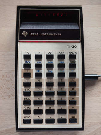 DALLAS, USA - CIRCA MAY 2016: Texas Instruments TI-30 electronic scientific pocket calculator from year 1976のeditorial素材