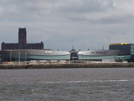 LIVERPOOL, UK - CIRCA JUNE 2016: Skyline view of the waterfront on River Merseyのeditorial素材