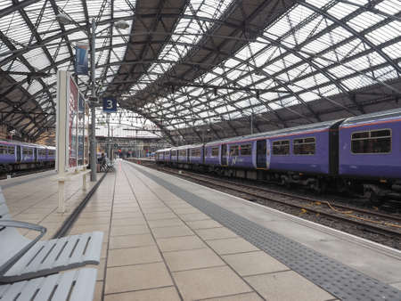 LIVERPOOL, UK - CIRCA JUNE 2016: Lime Street railway stationのeditorial素材