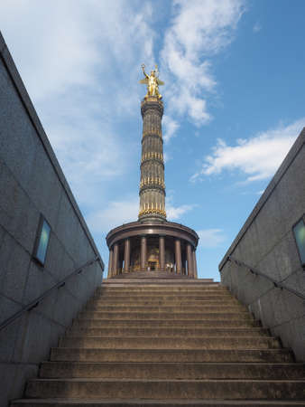 BERLIN, GERMANY - CIRCA JUNE 2016: Angel statue aka Siegessaeule (meaning Victory Column) in Tiergarten parkのeditorial素材