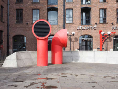 LIVERPOOL, UK - CIRCA JUNE 2016: The Albert Dock  and Salthouse Dockのeditorial素材