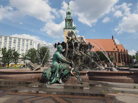 BERLIN, GERMANY - CIRCA JUNE 2016: Neptunbrunnen meaning Neptune fountain in Alexanderplatzのeditorial素材