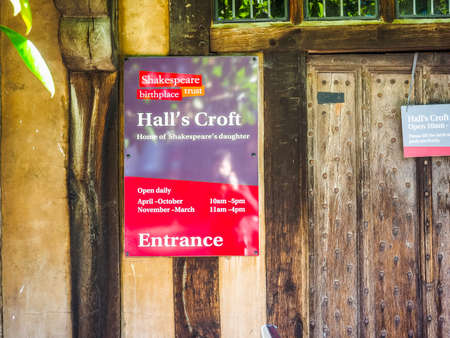 STRATFORD UPON AVON, UK - SEPTEMBER 26, 2015: Halls Croft is the house of Shakespeare sister (HDR)のeditorial素材