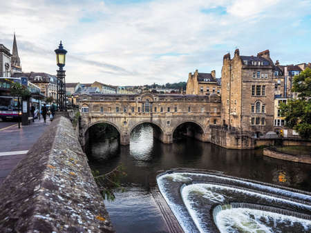 BATH, UK - CIRCA SEPTEMBER 2016: HDR Pulteney Bridge over the River Avonのeditorial素材