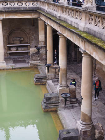 BATH, UK - CIRCA SEPTEMBER 2016: Roman Baths ancient spaのeditorial素材