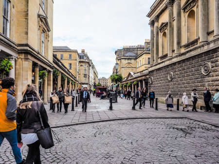 BATH, UK - CIRCA SEPTEMBER 2016: HDR Tourists visiting the city of Bathのeditorial素材