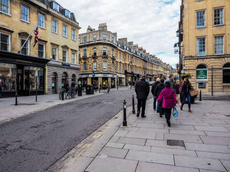 BATH, UK - CIRCA SEPTEMBER 2016: HDR Tourists visiting the city of Bathのeditorial素材