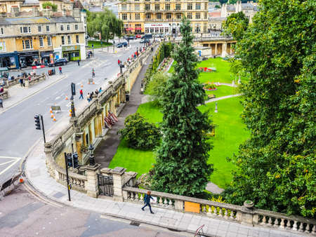 BATH, UK - CIRCA SEPTEMBER 2016: HDR Tourists visiting the city of Bathのeditorial素材