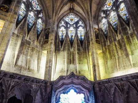 BRISTOL, UK - CIRCA SEPTEMBER 2016: HDR St Mary Redcliffe Anglican parish church interiorのeditorial素材