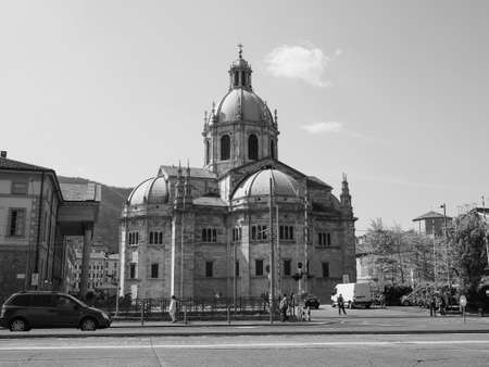 COMO, ITALY - CIRCA APRIL 2017: Santa Maria Assunta Roman Catholic cathedral church in black and whiteのeditorial素材
