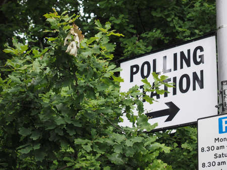 A polling Station sign in London, UKの写真素材