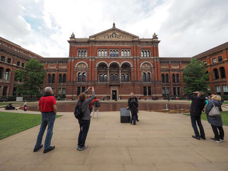 LONDON, UK - CIRCA JUNE 2017: Victoria and Albert (VA) museumのeditorial素材