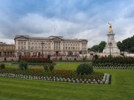 LONDON, UK - CIRCA JUNE 2017: Buckingham Palace royal palaceのeditorial素材