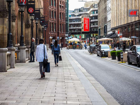 HAMBURG, GERMANY - CIRCA MAY 2017: Tourists visiting the city of Hamburg, hdrのeditorial素材