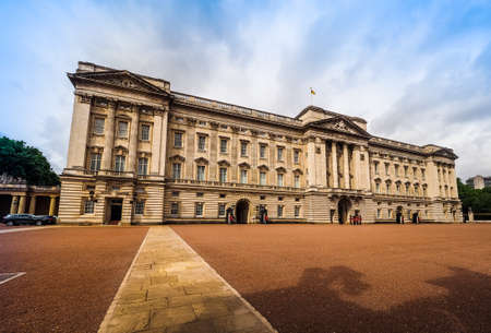 LONDON, UK - CIRCA JUNE 2017: Buckingham Palace royal palace (high dynamic range)のeditorial素材