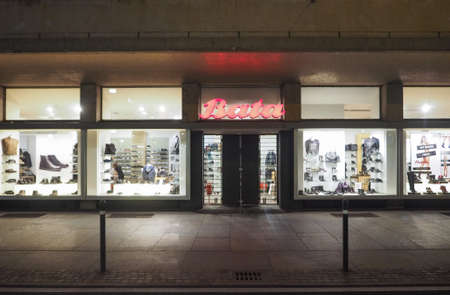 TURIN, ITALY - CIRCA SEPTEMBER 2017: Bata footwear storefront at nightのeditorial素材