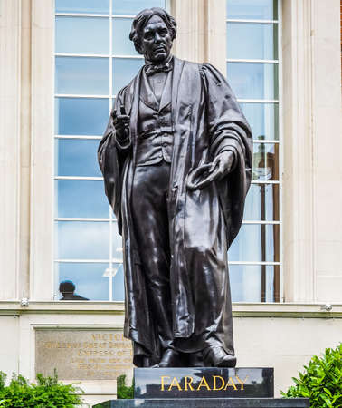 LONDON, UK - CIRCA JUNE 2017: Statue of Michael Faraday in Savoy Place (high dynamic range)のeditorial素材