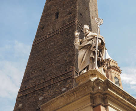 BOLOGNA, ITALY - CIRCA SEPTEMBER 2017: San Petronio statueのeditorial素材