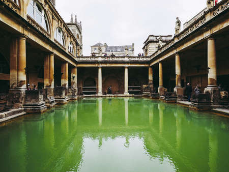 BATH, UK - CIRCA SEPTEMBER 2016: Roman Baths ancient spaのeditorial素材