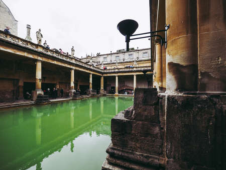 BATH, UK - CIRCA SEPTEMBER 2016: Roman Baths ancient spaのeditorial素材