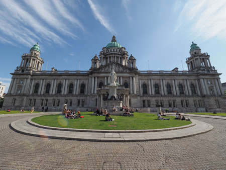 BELFAST, UK - CIRCA JUNE 2018: The Belfast City Hallのeditorial素材