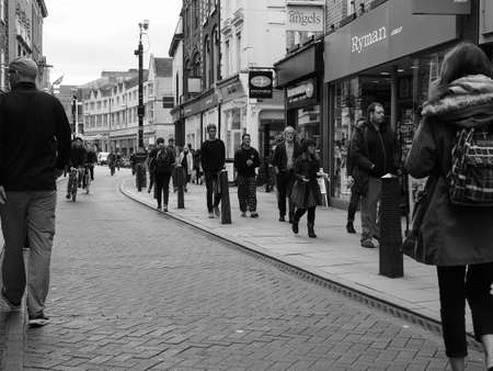 CAMBRIDGE, UK - CIRCA OCTOBER 2018: People in the city centre in black and whiteのeditorial素材