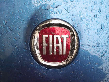 TURIN, ITALY - CIRCA NOVEMBER 2018: Fiat logo on a carのeditorial素材