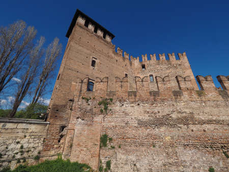 Ponte di Castelvecchio (meaning Old Castle Bridge) aka Ponte Scaligero (meaning Scaliger Bridge) over river Adige in Verona, Italyのeditorial素材