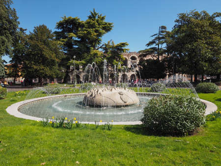 VERONA, ITALY - CIRCA MARCH 2019: Fountain in Piazza Bra squareのeditorial素材