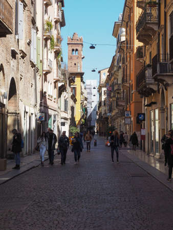 VERONA, ITALY - CIRCA MARCH 2019: People in the city centreのeditorial素材