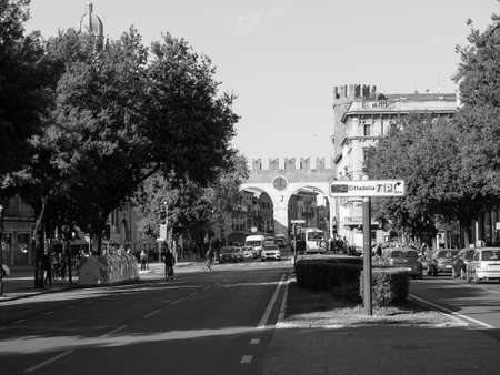 VERONA, ITALY - CIRCA MARCH 2019: Portoni della Bra gate seen from Corso Porta Nuova avenue in black and whiteのeditorial素材
