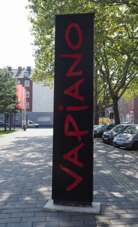AACHEN, GERMANY - CIRCA AUGUST 2019: Vapiano signのeditorial素材