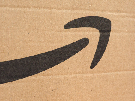 SEATTLE, USA - CIRCA JANUARY 2020: Amazon sign on cardboard packetのeditorial素材