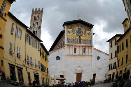Lucca - San Frediano Church - Fisheyeの写真素材