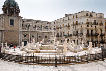 Pretoria Fountain, Palermoの写真素材