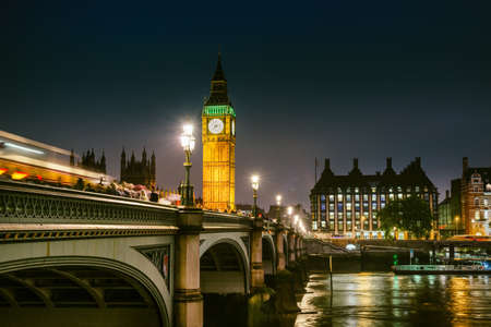 Westminster Bridge and Big Ben at nightの写真素材