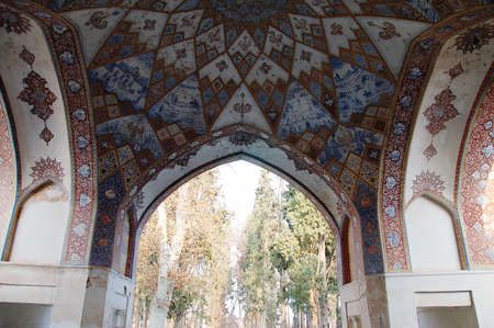 Fountain in Fin Garden near Kashan, Iranのeditorial素材
