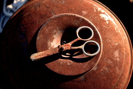 Rusted safety scissors evoke memories of childhoodの写真素材