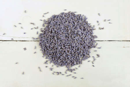 dry lavender on white deskの写真素材