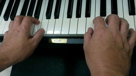playing pianoの素材