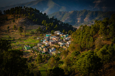 Isolated Mountain Village Landscape Photography From Uttarakhand Indiaの写真素材