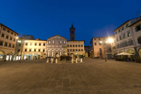 Empoli (Florence, Tuscany, Italy)), the main square by nightのeditorial素材