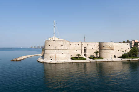 Taranto (Puglia, Italy) - Old castle on the sea
