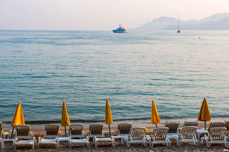 Cannes (Alpes-Maritimes, Provence-Alpes-Cote d'Azur, France): the beach at eveningの写真素材