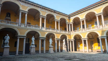Pavia (Lombardy, Italy): court of the Universityのeditorial素材